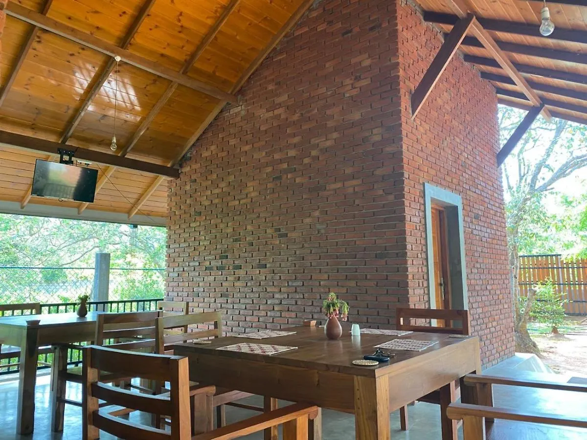 Lina Hotel Habarana